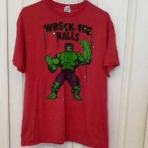 Menโs T-Shirt Hulk Design โ WRECK THE HALLSโ Sz L